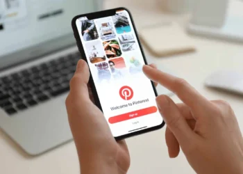 Жасанды интеллект: Pinterest-те жаппай қысқарту болмақ