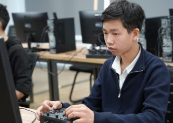 Жетісуда алғаш рет дрон-рейсинг және авиамодельдеу бойынша өңірлік жарыстар өтті