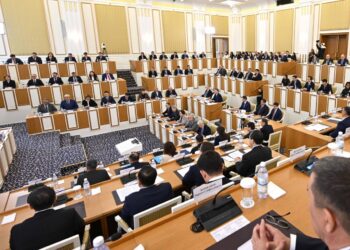 «Ақ жол» партиясы ҚР Конституциясына Президент ұсынған өзгерістерді қолдады