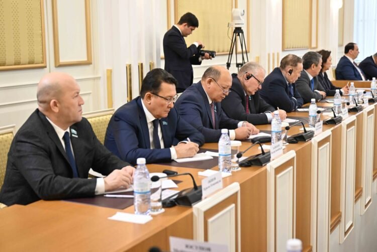 Ғылыми қызмет қағидалары Ата Заңмен бекітілуге тиіс
