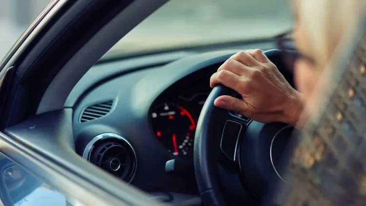 WhatsApp-тағы жалған хабарлама: ІІМ үндеу жасады