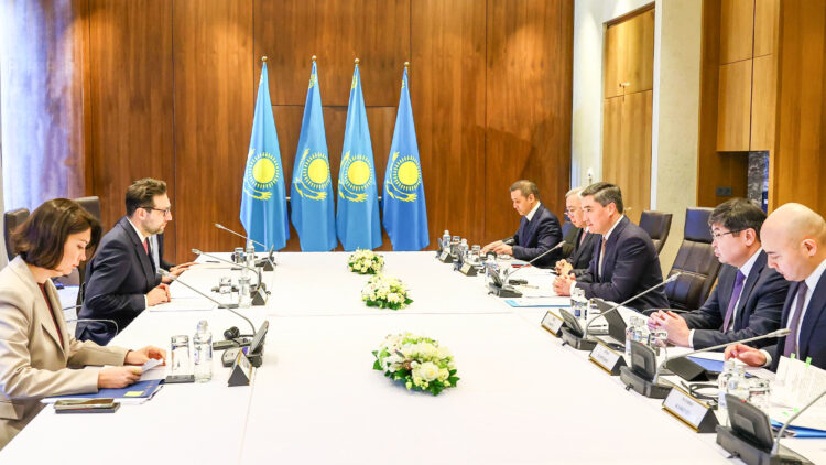 Премьер-министр Шетелдік инвесторлар кеңесінің аралық отырысын өткізді.