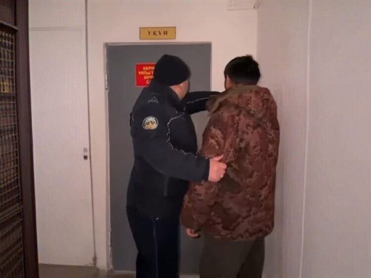 Қараталда тәртіп бұзған тұрғын 25 тәулікке қамалды