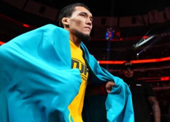 «Қан мен тердің» UFC-дегі алғашқы жеңісі
