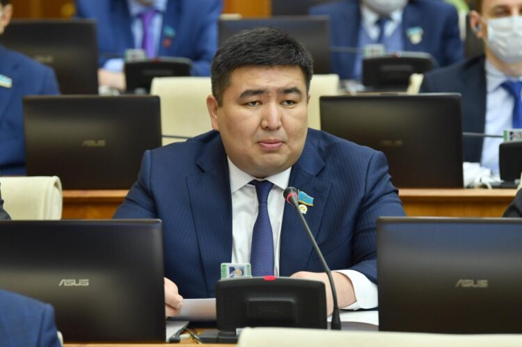 Депутат Елнұр Бейсенбаев Президент әкімшілігінде қызметке тағайындалды