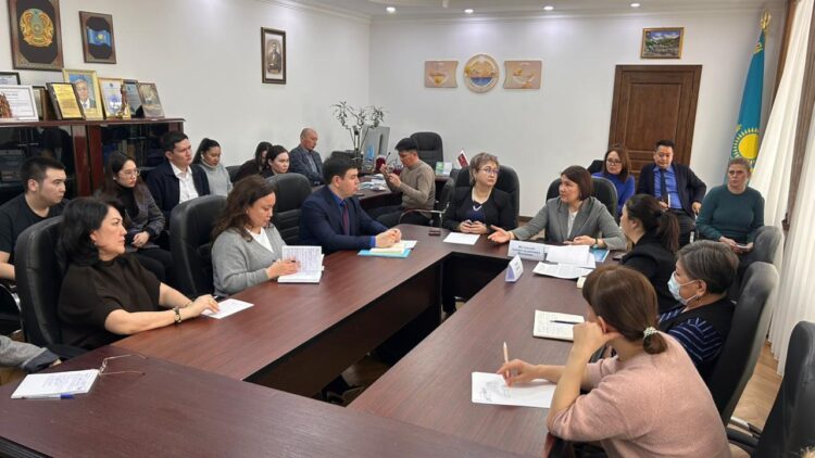 Астанада жаңа Конституция жобасы отбасы құндылықтары аясында талқыланды