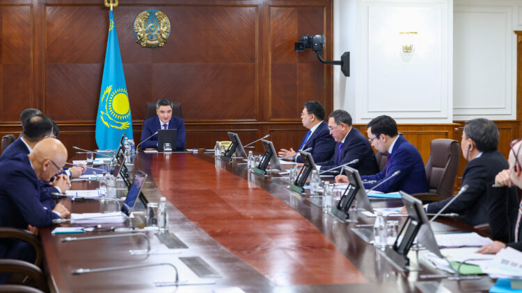 Премьер-министр Алатау қаласын дамыту жөніндегі кеңес отырысын өткізді