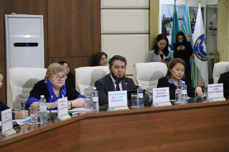 ҚХА Ғылыми-сарапшылық кеңесі жаңа Конституция жобасын бірауыздан қолдады