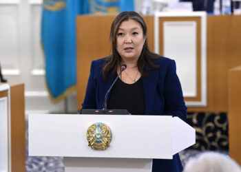 Бала құқығы басты назарда: Баспанадан сот шешімінсіз шығаруға тыйым салынбақ