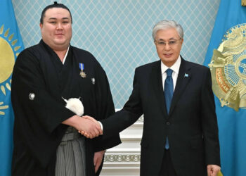 Тоқаев сумошы Ерсін Балтағұлды «Барыс» орденімен марапаттады