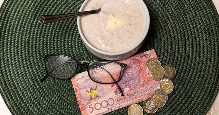 Орташа зейнетақы мөлшері 14 700 теңгеге өсті