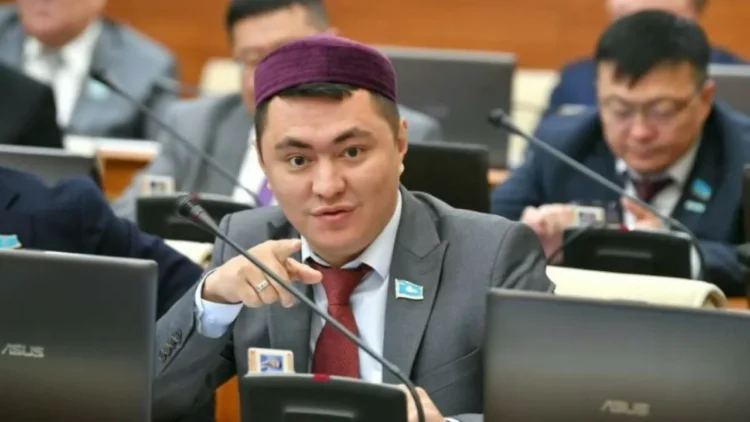 Дәулет Мұқаев: «Ысыраптың алдын алу мешіттерден басталуы керек»