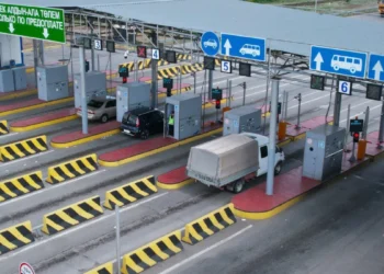 Қазақстанда ақылы жолдардың бірқатары тегін болады