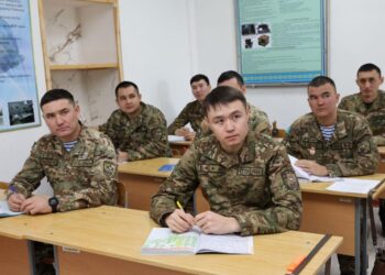 Биыл Қазақстанда 850-ден астам запастағы  офицер әскери қызметке шақырылады