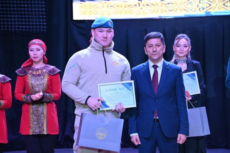 Ұлытау облысында өткен Қорғаныс министрлігінің акциясы 3 мың болашақ әскерге шақырылушыны қамтыды