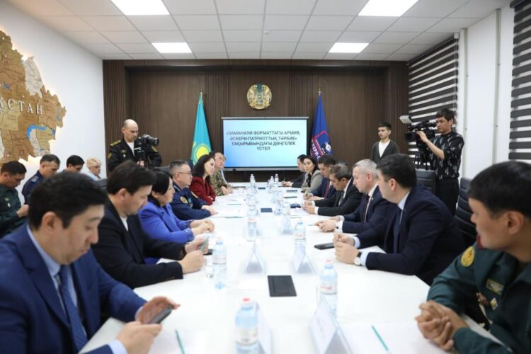 Әскери-патриоттық тәрбие мәселелеріне қатысты дөңгелек үстел өтті