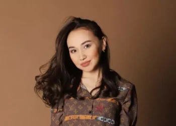 Перизат Қайрат колонияда жұмыс істей ме?