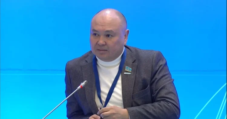 Ерлан Саиров: Жаңа Конституция – Қазақстан үшін прогрессивті қадам
