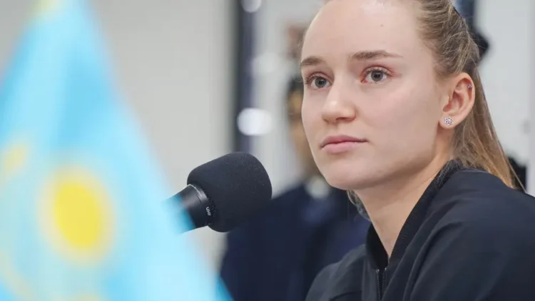 Елена Рыбакина ресми түрде әлемнің үшінші ракеткасы атанды