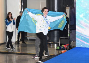 Arrivederci, Italia! Тарихи алтын үшін алғыс