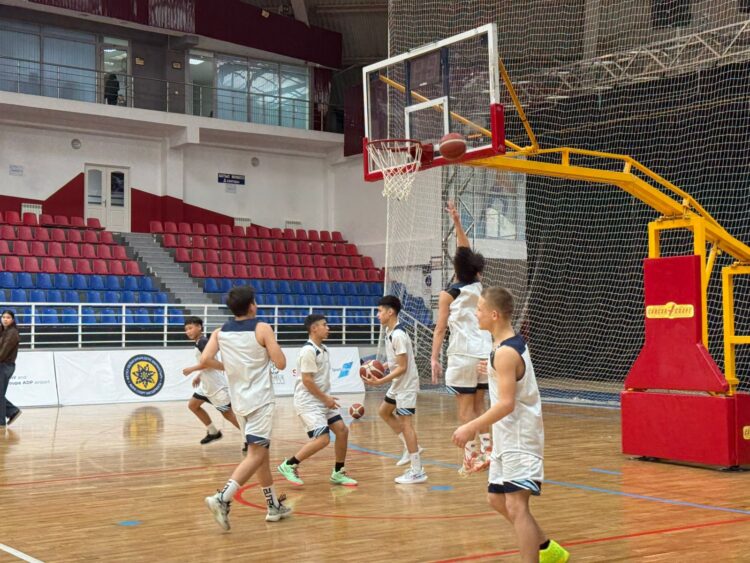 «Айналайын» тәрбиеленушілері кәсіби спортшылардан сабақ алды