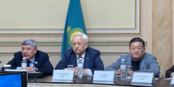 Жазушылар одағы жаңа Конституция жобасын талқылады