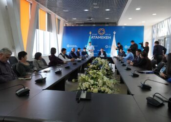 «Заң мен тәртіп, қауіпсіздік пен жауапкершілік» науқаны. Кәсіпорын өкілдерімен кездесті