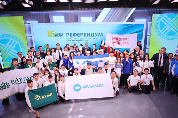 Саяси партиялар халықтық Конституцияны қолдайтындарын мәлімдеді