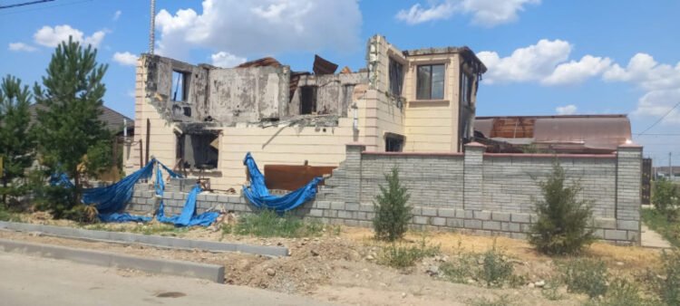 Үш адамның өмірін қиған жарылыс: Газ компаниясының басшысы қамауға алынды