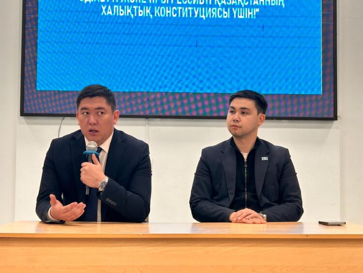 Шамшырақ жағушылар жаңа Ата Заңды таразылады