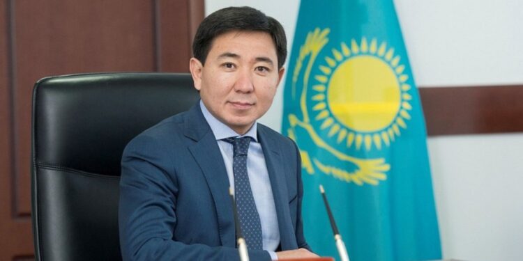 Өскеменде Жақсылық Омардың соты басталмақ: экс-шенеунікке қандай айып тағылды?