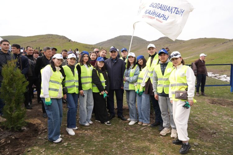 Су ресурстары министрінің қатысуымен «Мөлдір бұлақ» акциясы іске қосылды