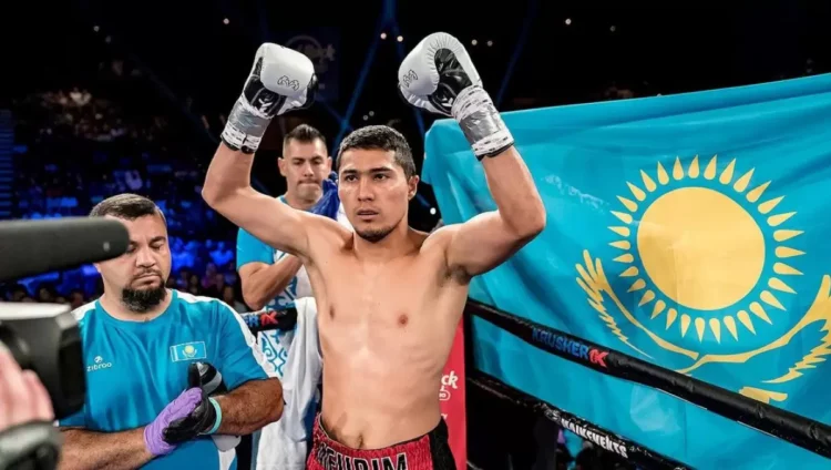 Қазақ боксшысы әлемдік рейтингте бірінші орынды сақтап қалды