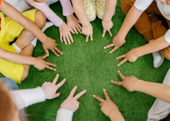 Балаларды қорғау күніне орай демалыс мәселесі қаралуда