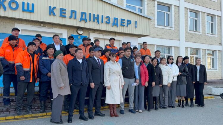 Панфилов ауданында логистика саласының қызметкерлері референдумға белсенді қатысуда