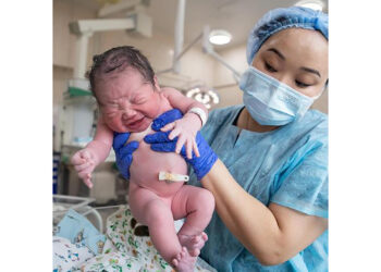 Референдум күні Қазақстанда 585 сәби дүниеге келді