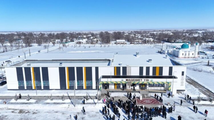 Жетісуда спорт залы бар Мәдениет үйі ашылды