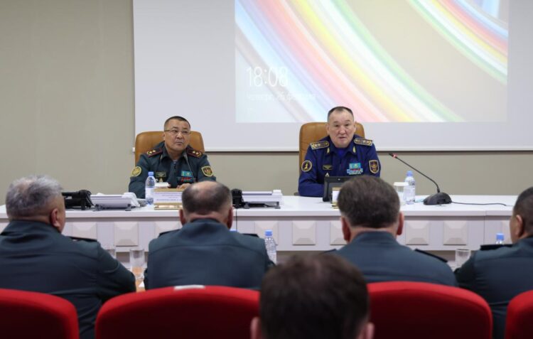 Қорғаныс министрі әскердегі оқыту жүйесін цифрландыруды тапсырды