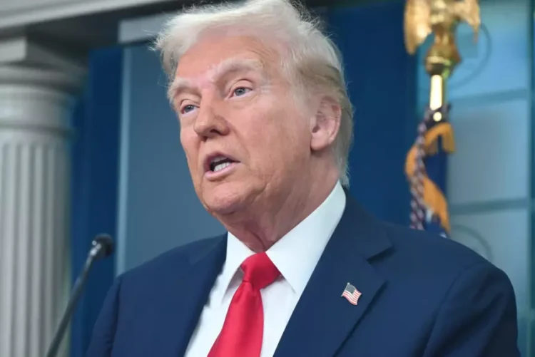 Трамп: АҚШ жеңіске жетіп, Иранды талқандады