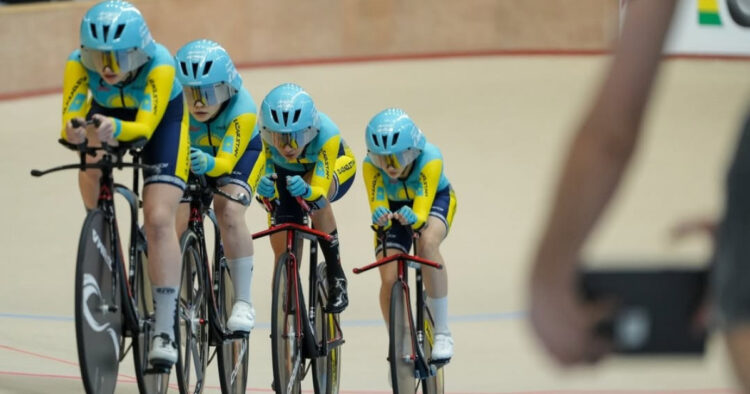 Қазақстандық велошабандоздар Азия чемпионатында алтын медаль жеңіп алды