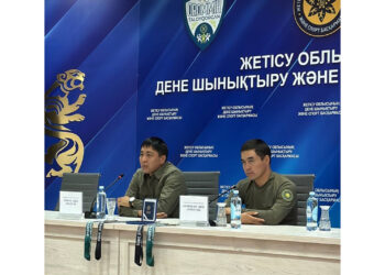 Ұландық жауынгерлер оқушылармен кездесті