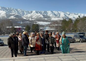 Славян этномәдени орталығының мүшелері үн қосты