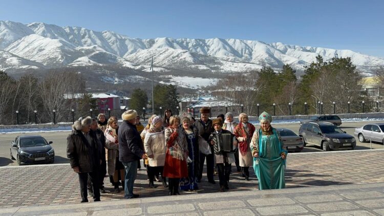 Славян этномәдени орталығының мүшелері үн қосты