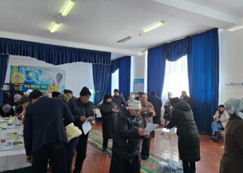 Абай көшесінің 30 тұрғыны дауыс берді