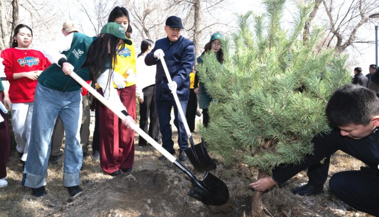 Үш мың түп ағаш отырғызды