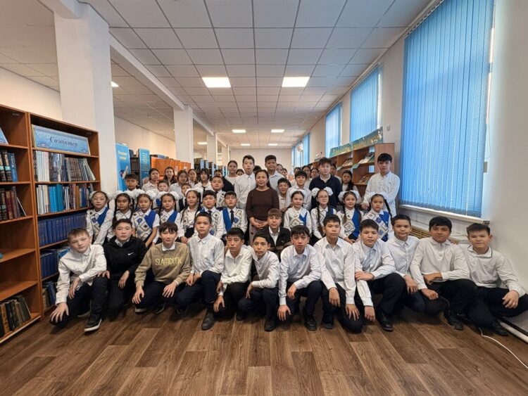 Жамбыл жырына сусындады