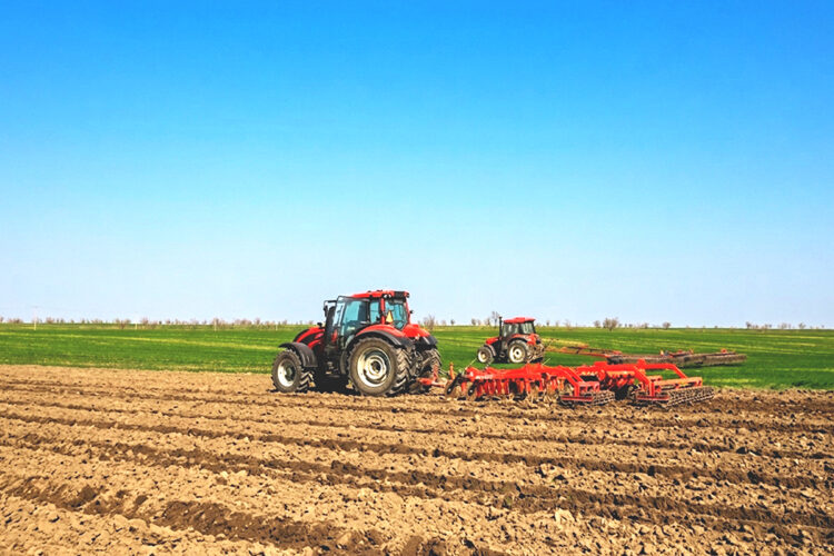 Көктем келіп, егіс басталды