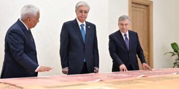 Қазақстан мен Өзбекстан президенттері Бұхарада бас қосты: Тарихи байланыс пен жаңа серіктестік