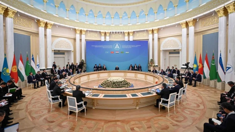 Мемлекет басшысы Орталық Азия елдерін су мәселесінде бірлесіп әрекет етуге шақырды