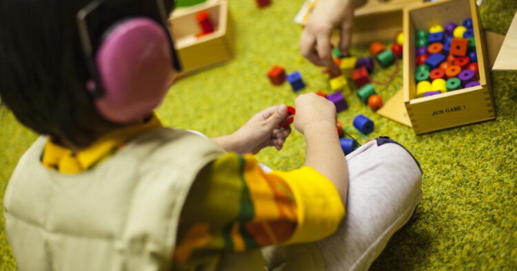 Соңғы 5 жылда аутизмге шалдыққандар саны 5 есе көбейді